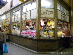 DSCN2287 covered market