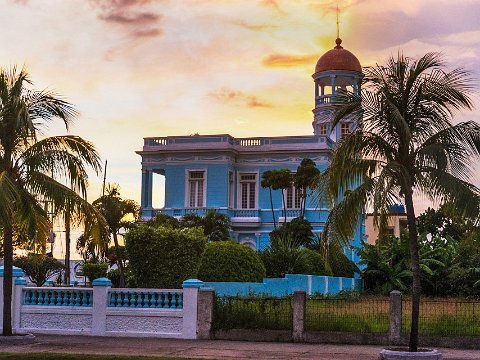 Palacio Azul (hotel) CIenguegos Palacio Azul (hotel) Cienfuegos