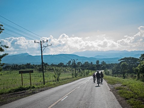 somewhere between Cienfuegos and Trinidad Cycling between Cienfuegos and Trinidad