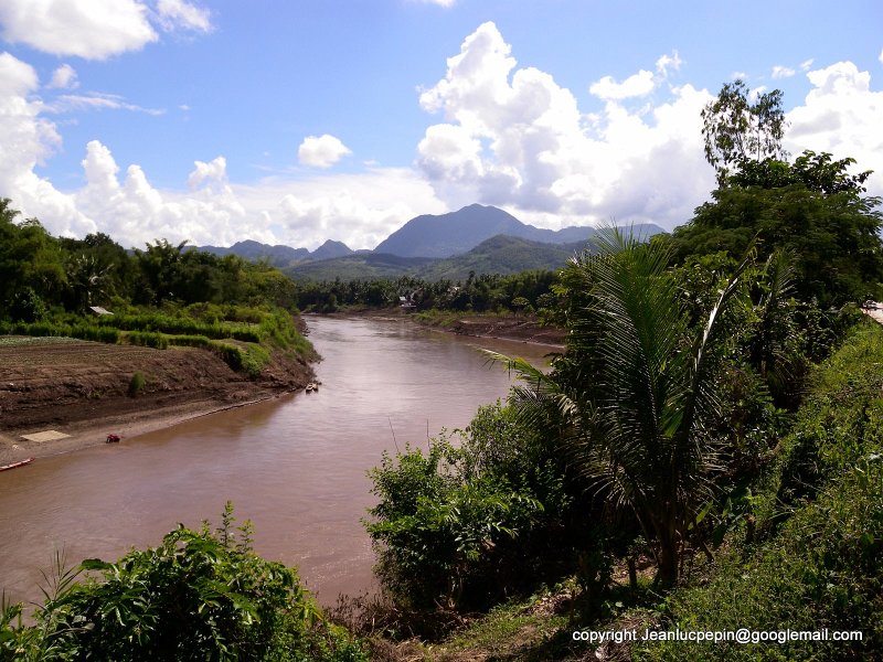 DSCN0602.jpg - Mighty Mekong river