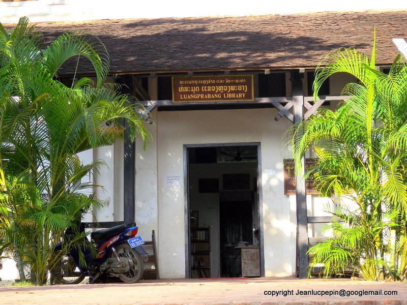 DSCN1337.jpg - Library