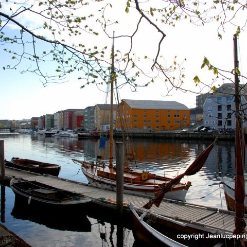 May_2008_harbor1 Nidelva