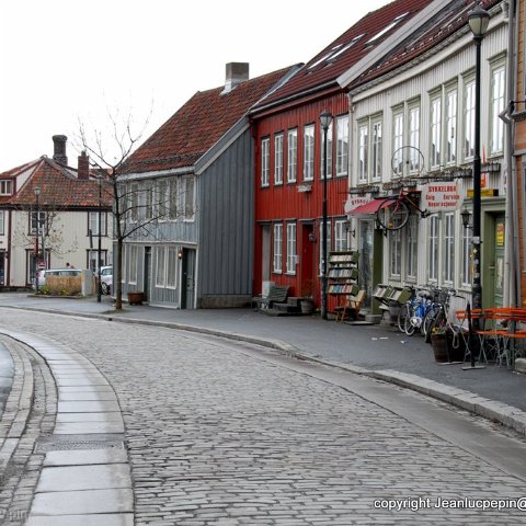 May_2008_old_town1 Bakklandet